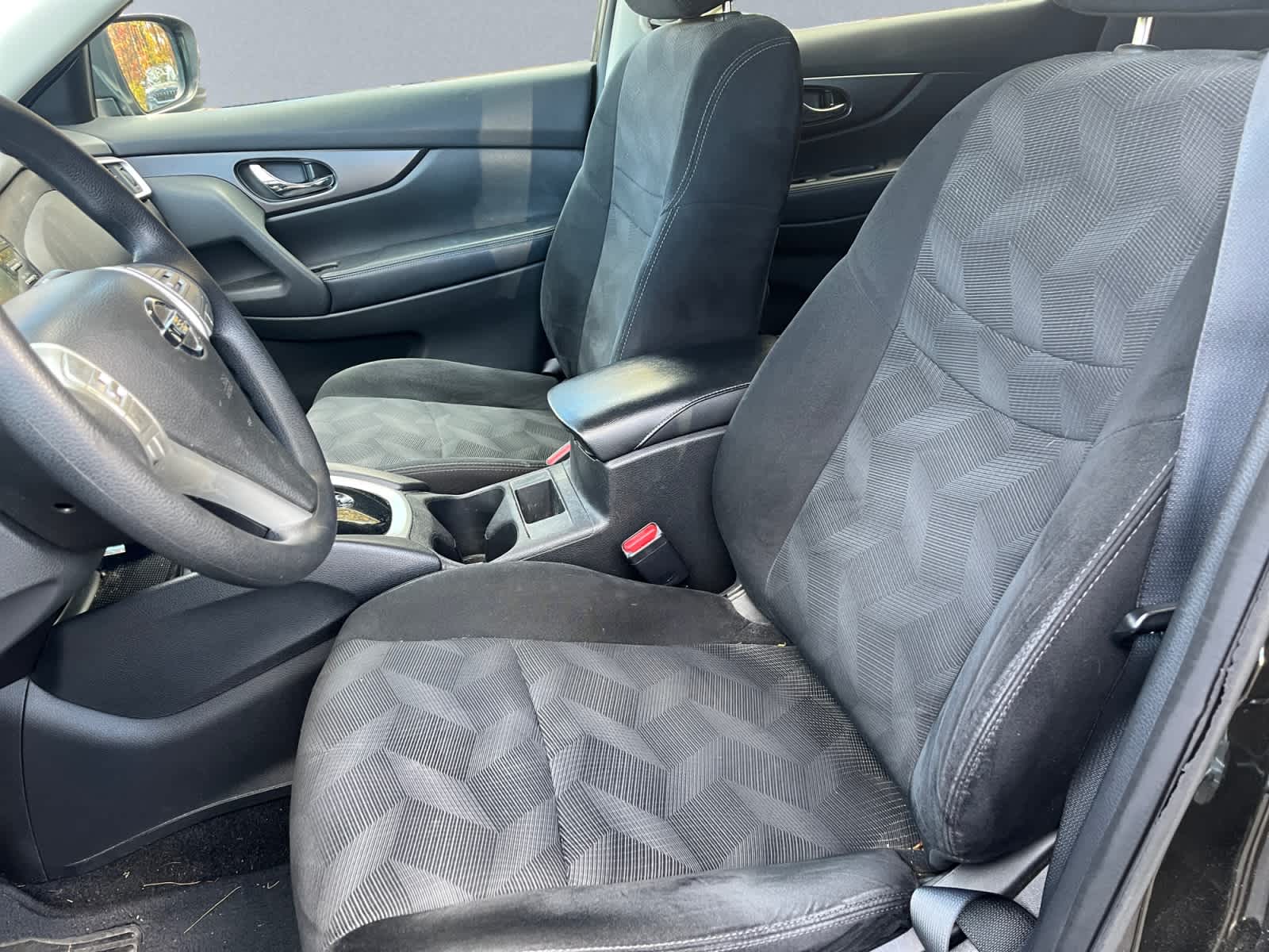 used 2016 Nissan Rogue car, priced at $11,375