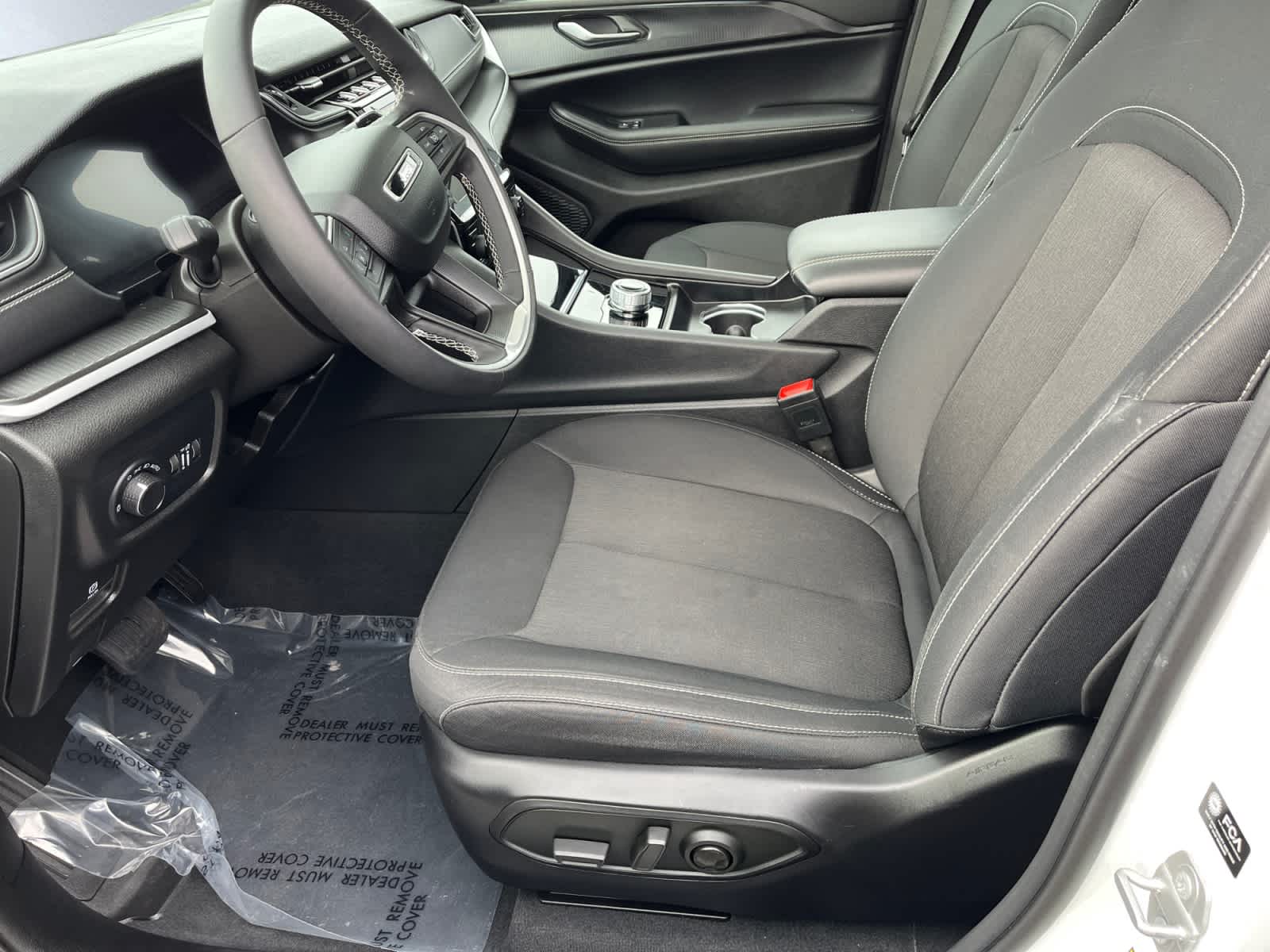 used 2024 Jeep Grand Cherokee car, priced at $32,280