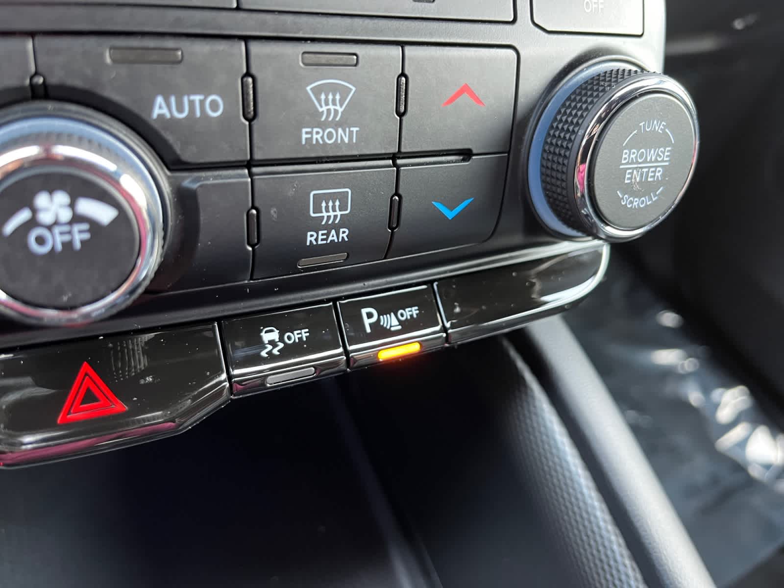 used 2025 Dodge Durango car, priced at $35,196