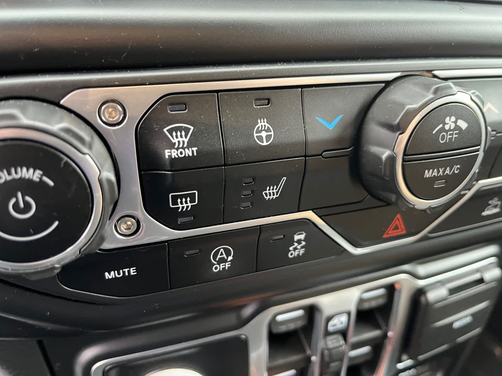 used 2023 Jeep Wrangler car, priced at $35,494