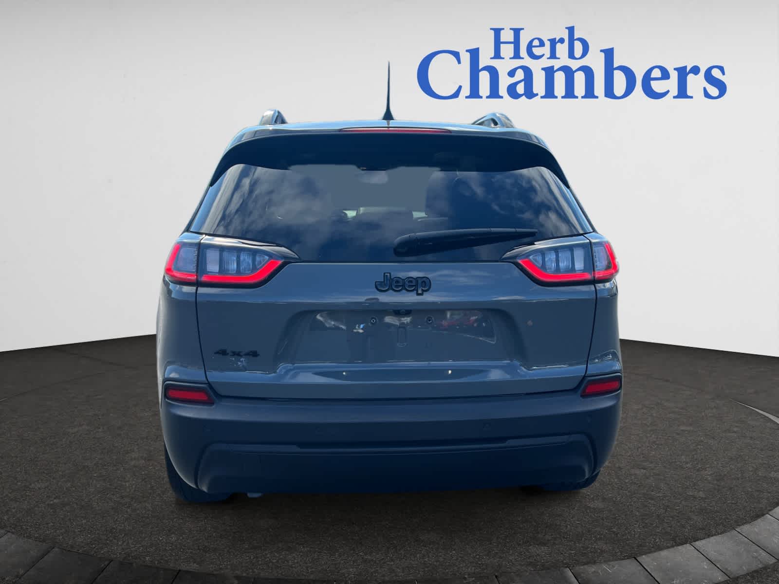 used 2023 Jeep Cherokee car, priced at $27,194