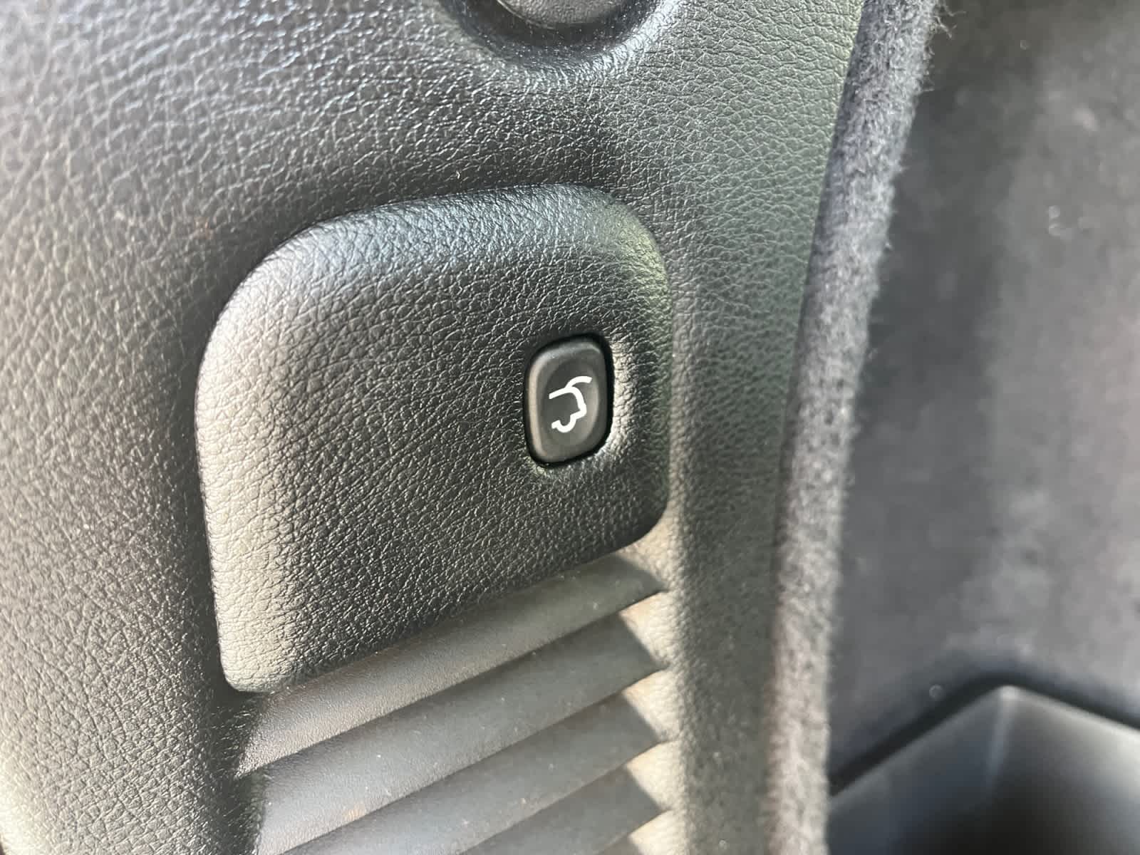 used 2025 Dodge Durango car, priced at $35,196