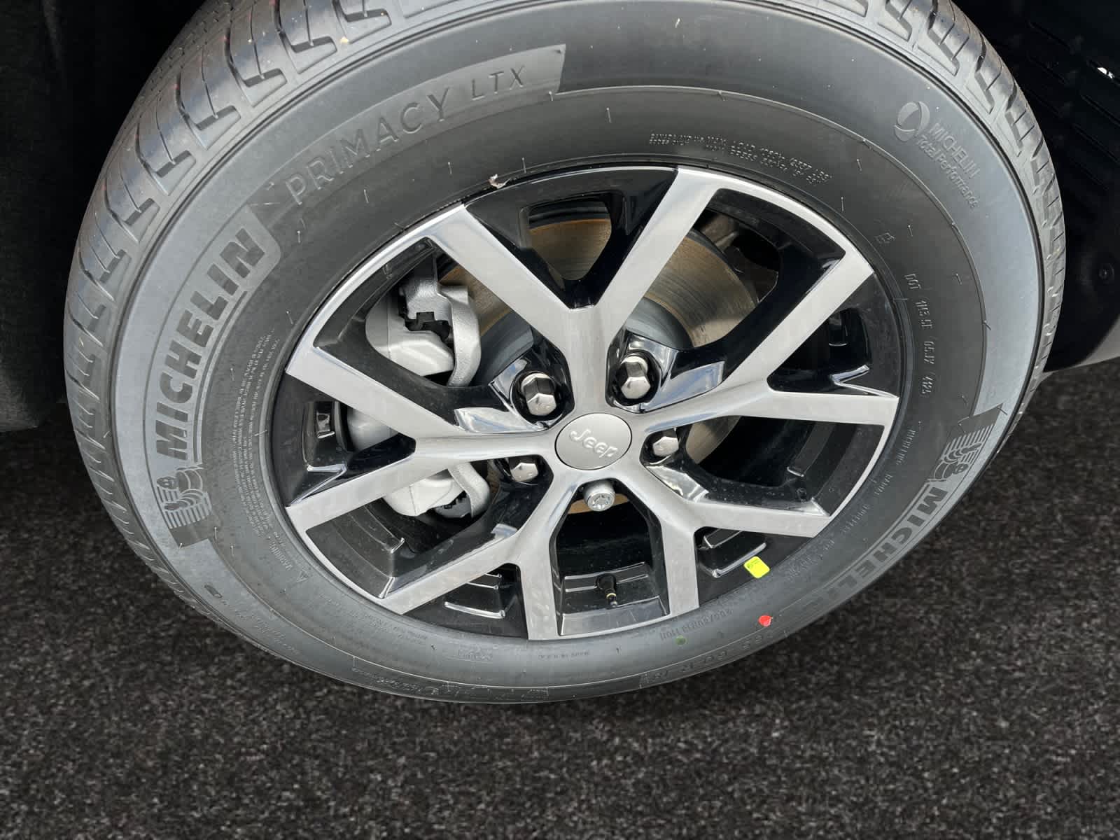 new 2025 Jeep Grand Cherokee car, priced at $50,010