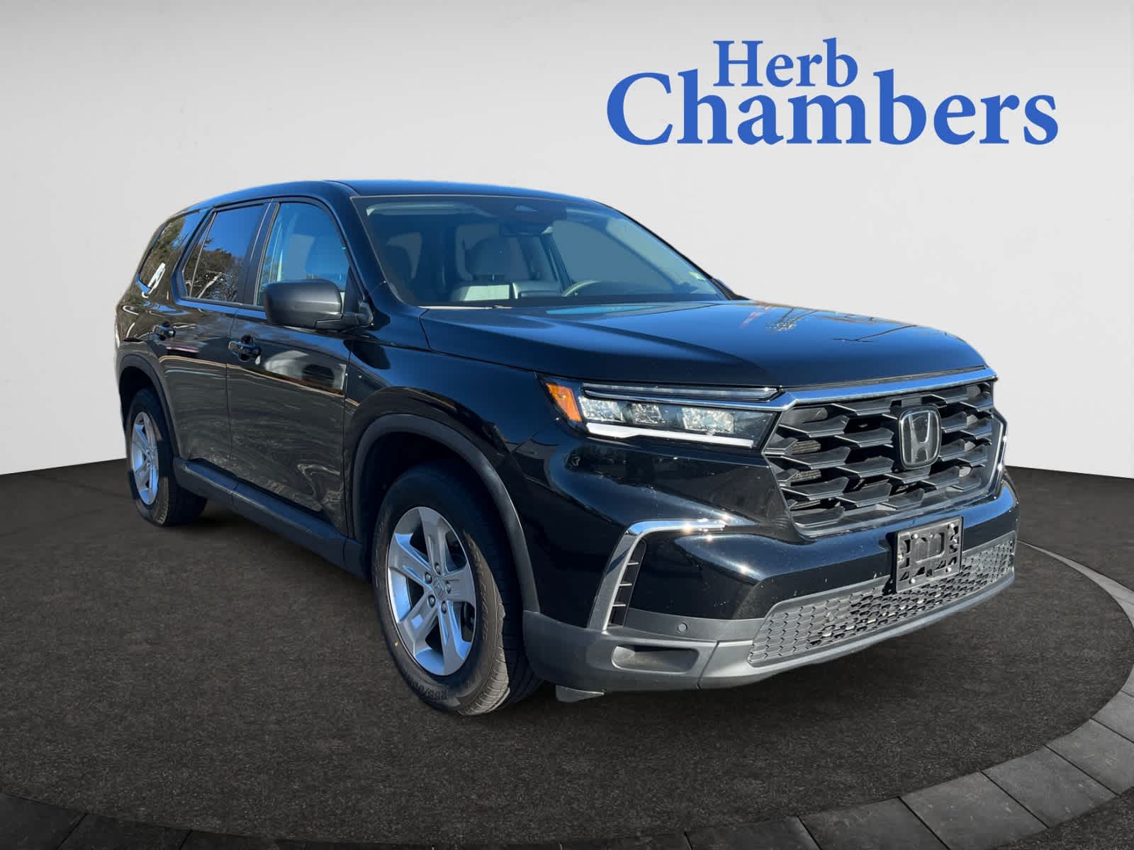 used 2023 Honda Pilot car, priced at $33,043