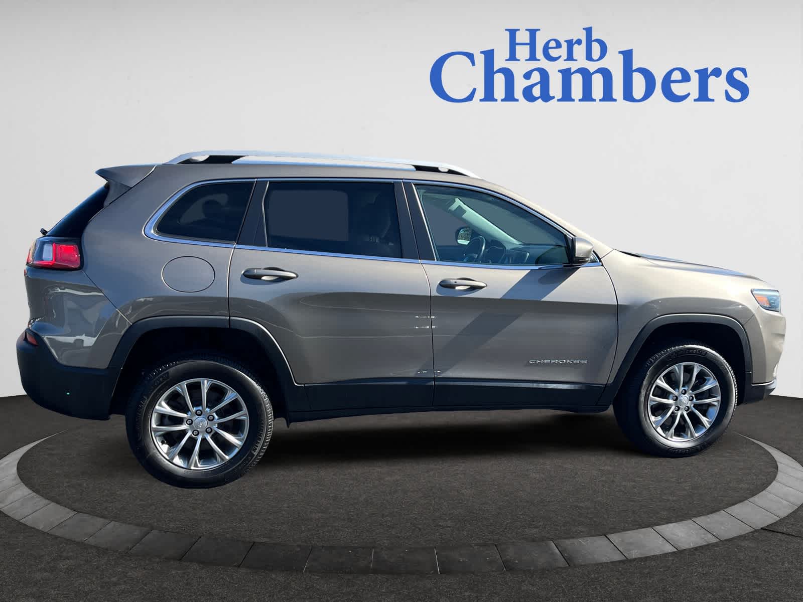 used 2021 Jeep Cherokee car, priced at $19,761