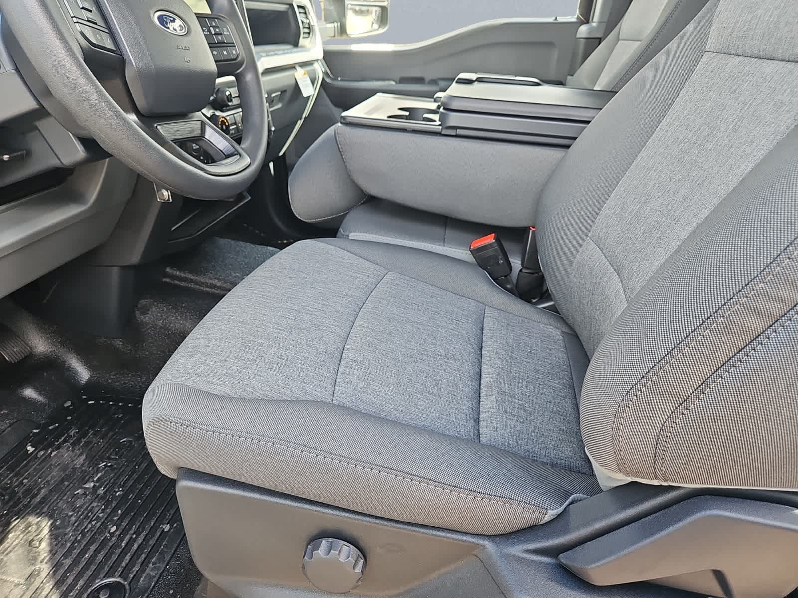 new 2025 Ford Super Duty F-250 SRW car, priced at $62,190