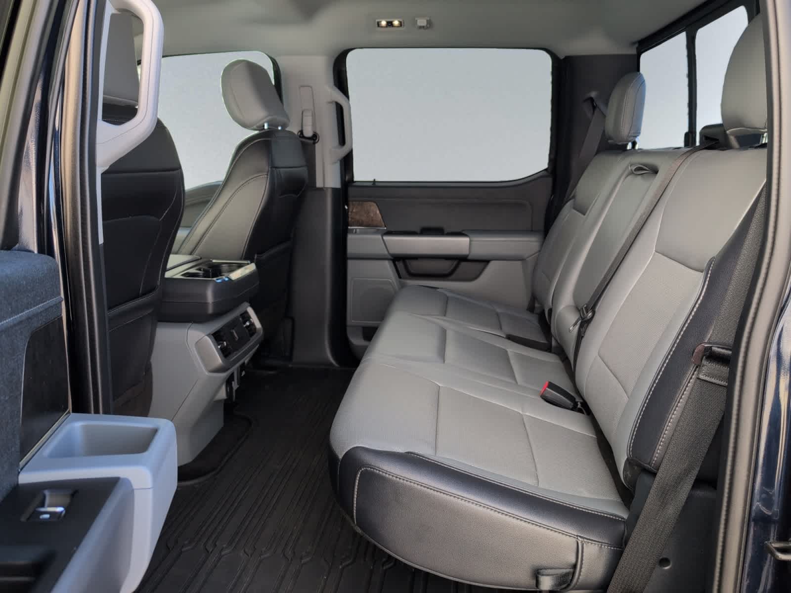 used 2021 Ford F-150 car, priced at $38,997