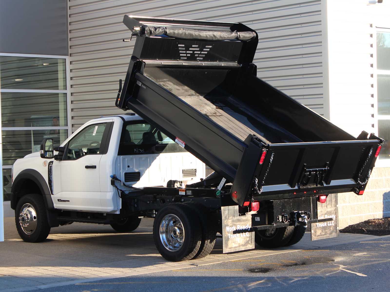 new 2024 Ford Super Duty F-550 DRW car, priced at $89,998