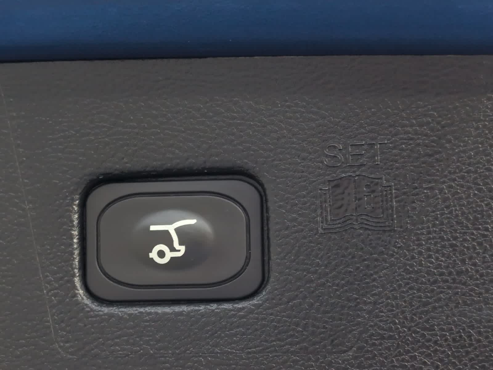 used 2022 Ford Edge car, priced at $27,497