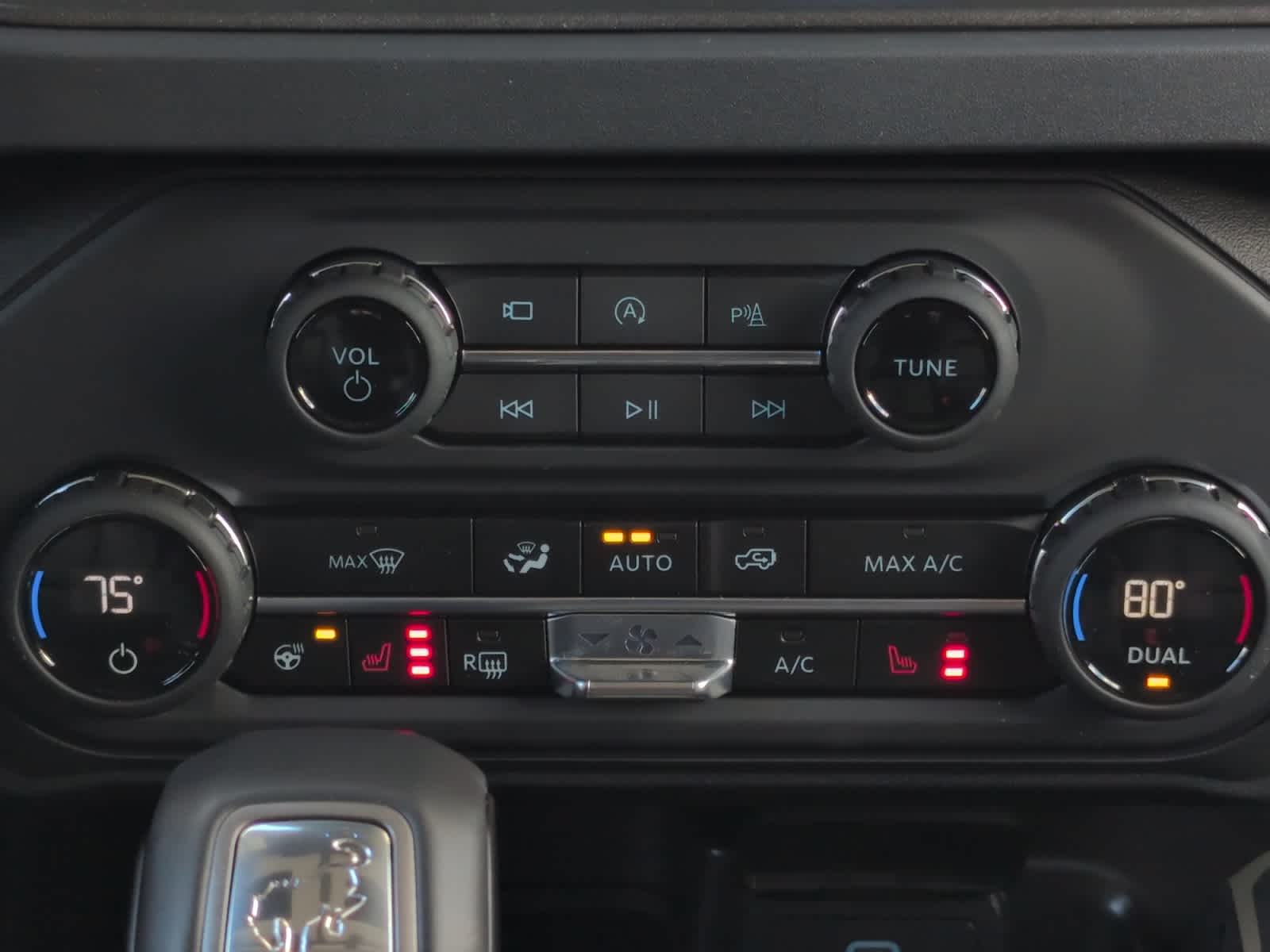 new 2025 Ford Bronco car, priced at $68,925