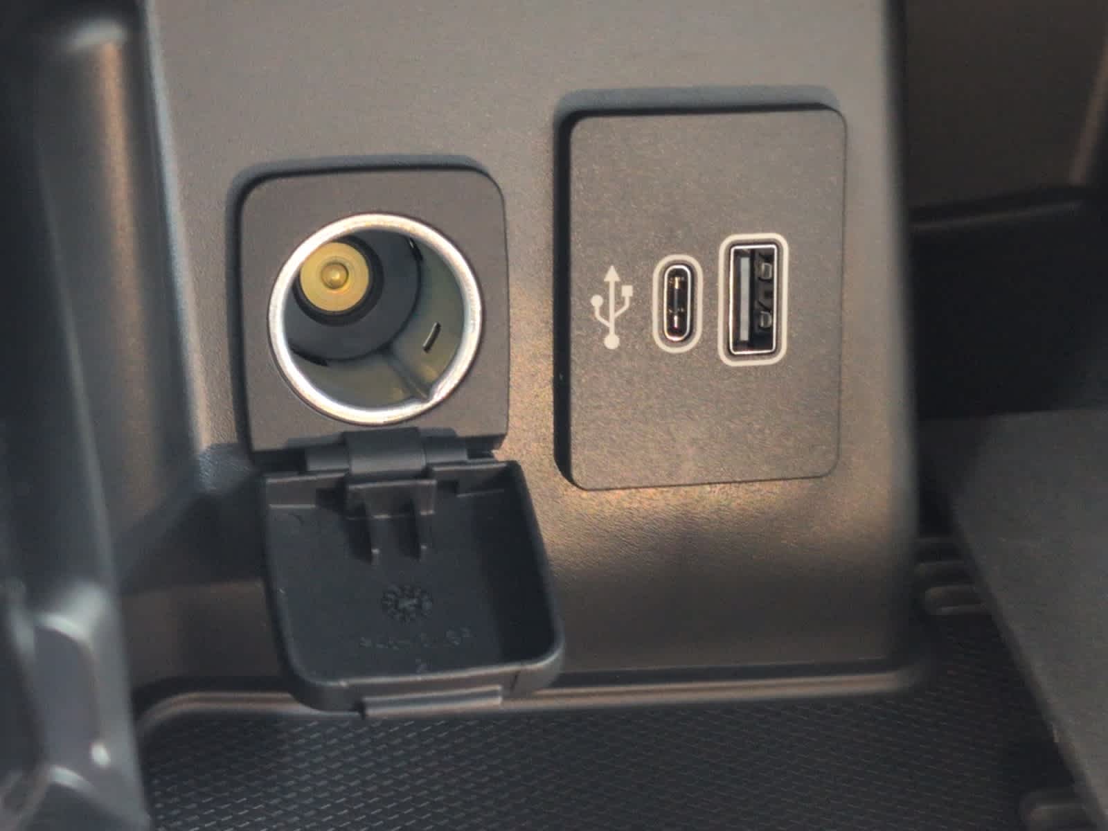 new 2025 Ford Explorer car, priced at $62,040