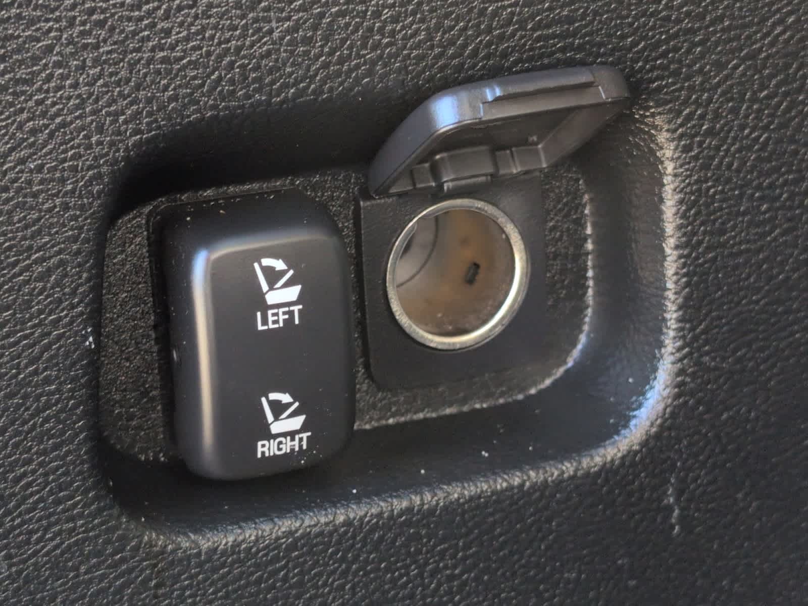 used 2022 Ford Edge car, priced at $26,297