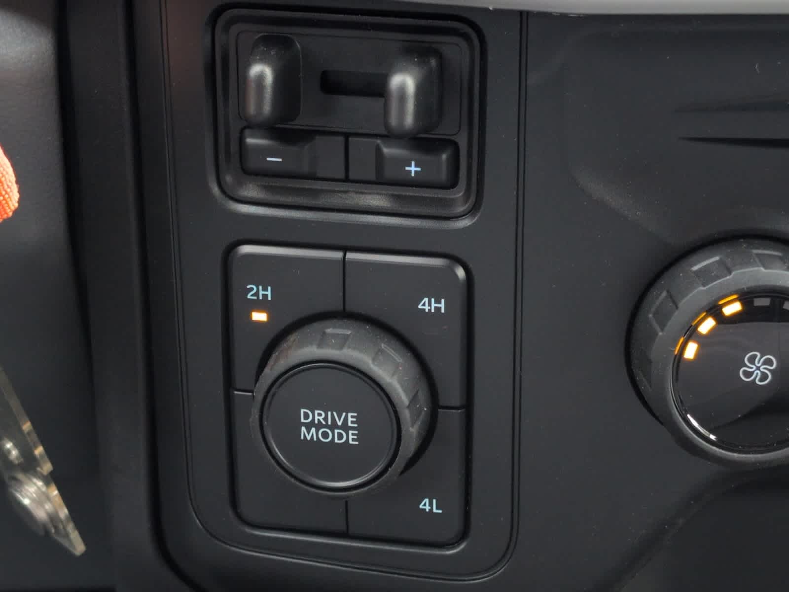 new 2025 Ford Super Duty F-450 DRW car, priced at $100,840