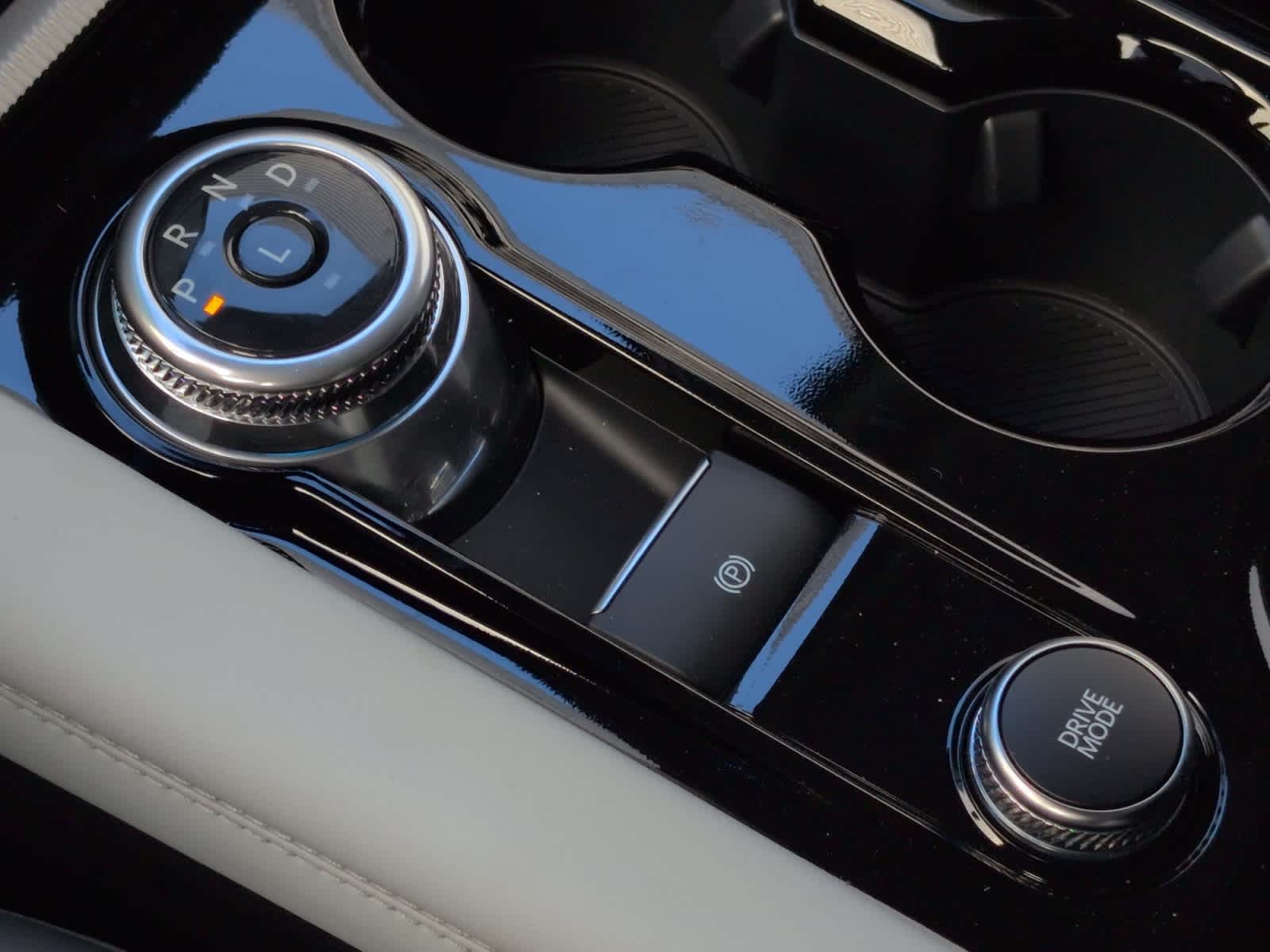 new 2025 Ford Explorer car, priced at $62,795