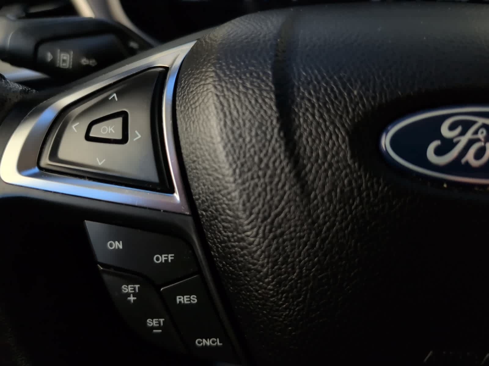 used 2022 Ford Edge car, priced at $25,997