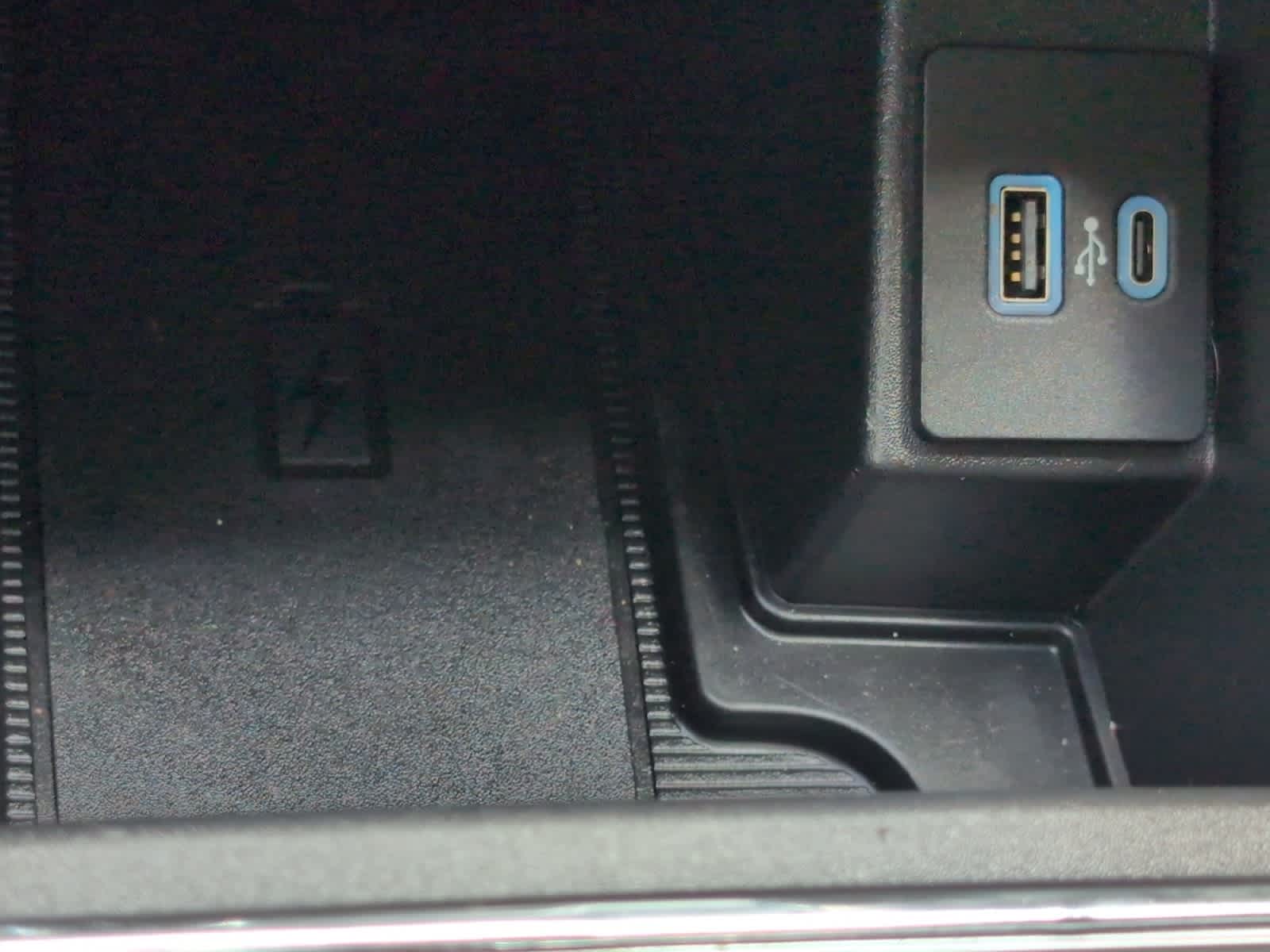 used 2022 Ford Edge car, priced at $27,498