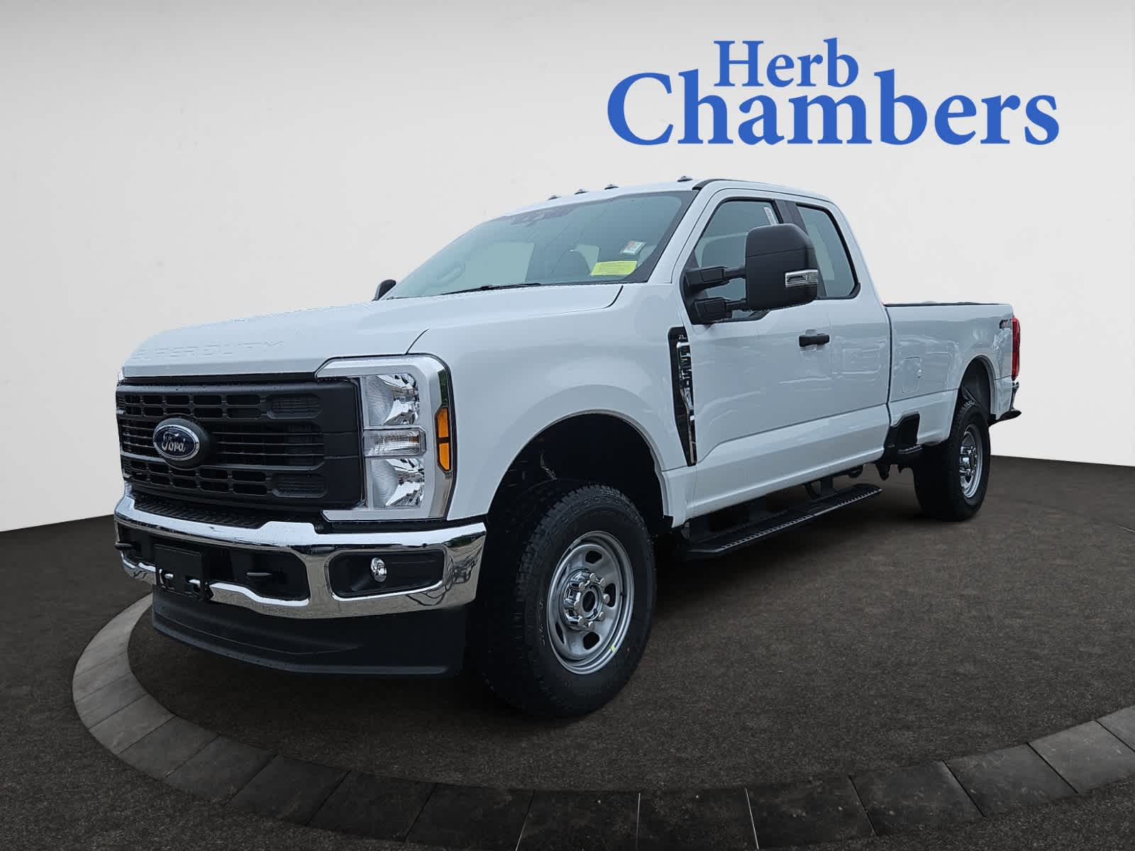 new 2025 Ford Super Duty F-350 SRW car, priced at $54,925