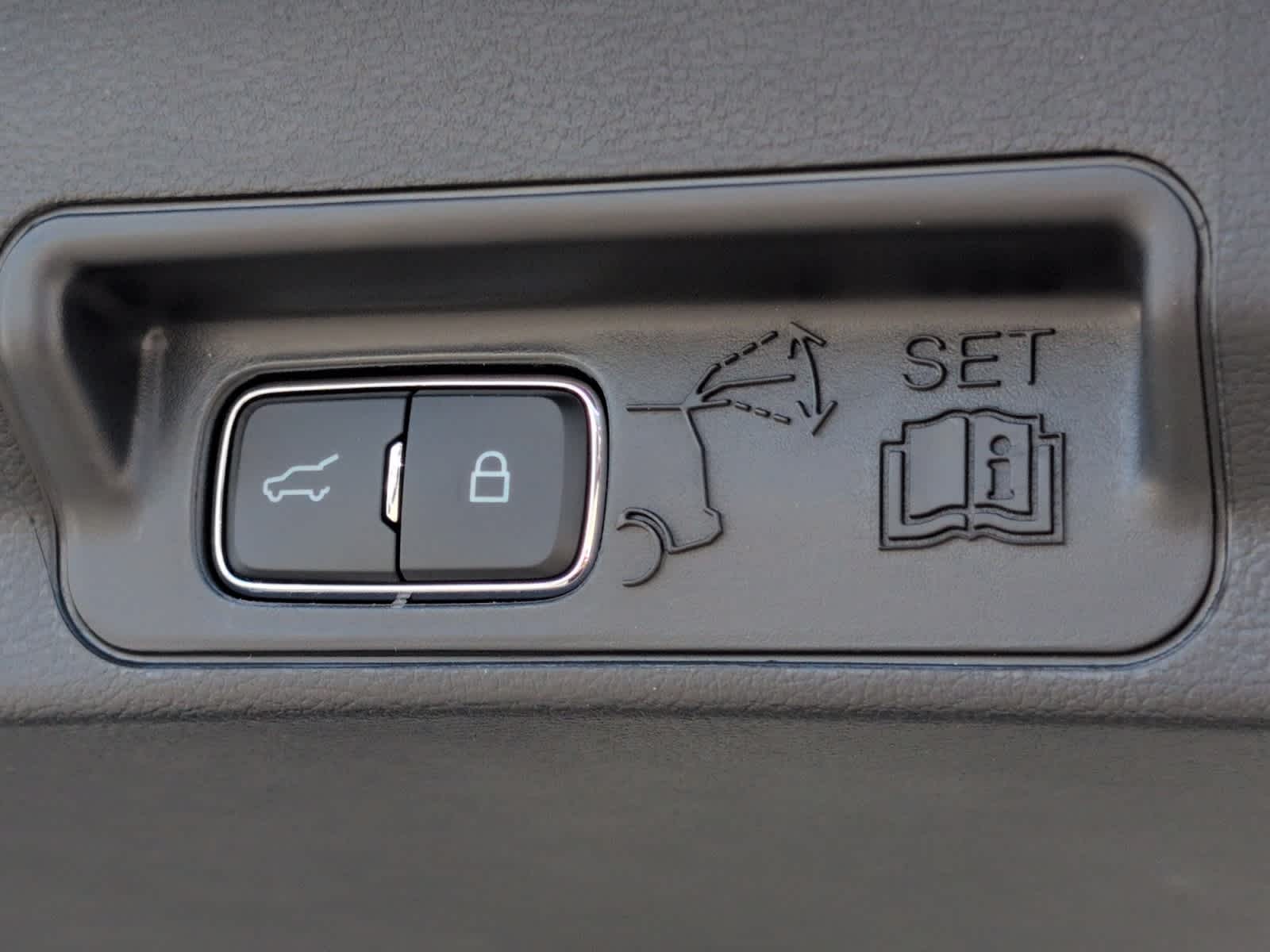 new 2025 Ford Explorer car, priced at $62,795