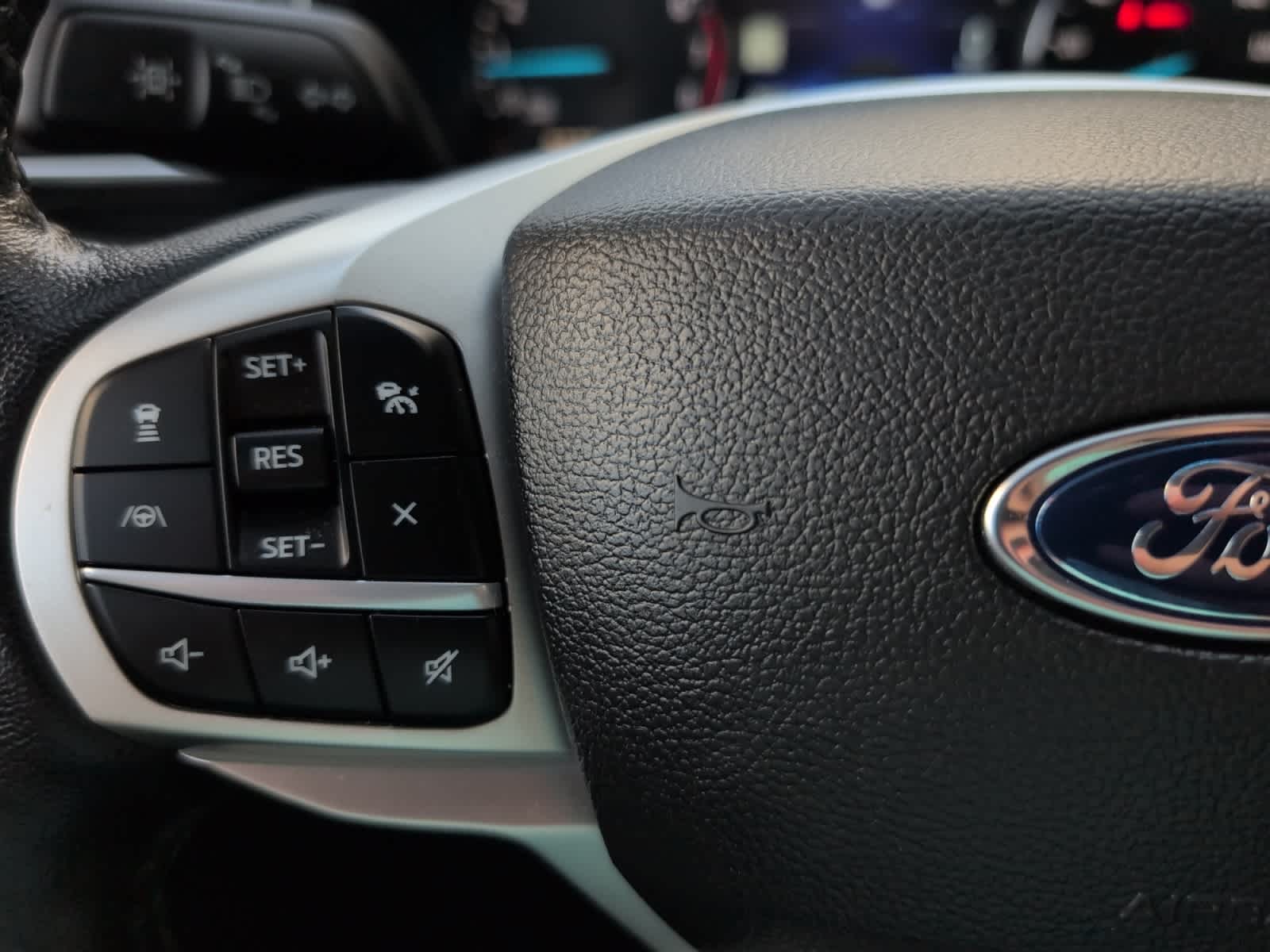 used 2022 Ford Explorer car, priced at $32,798