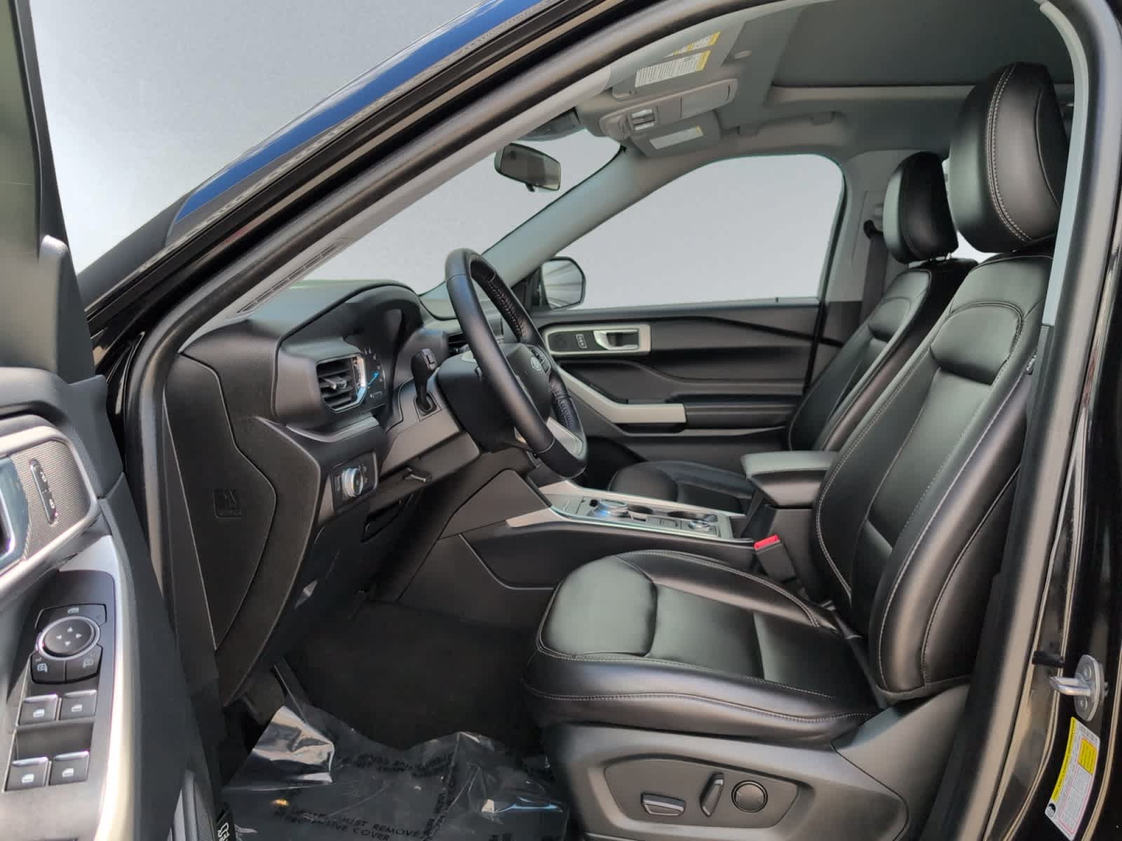 used 2022 Ford Explorer car, priced at $33,998