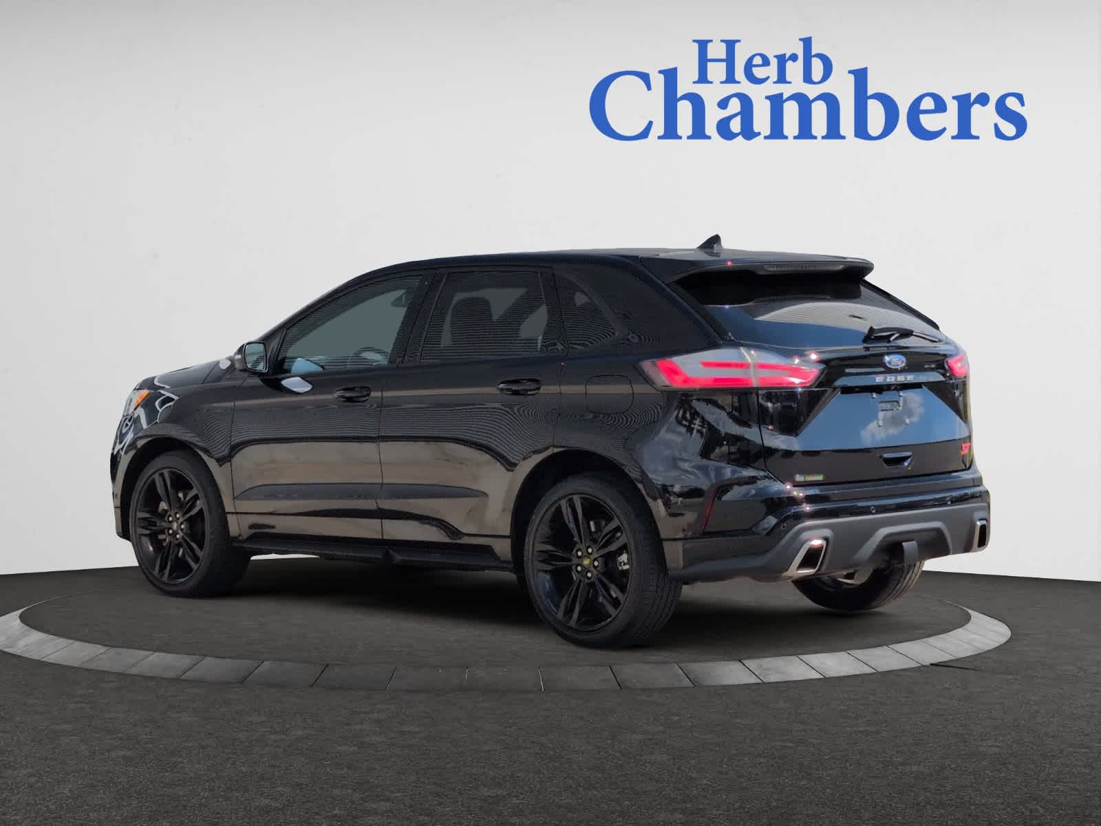 used 2022 Ford Edge car, priced at $31,998