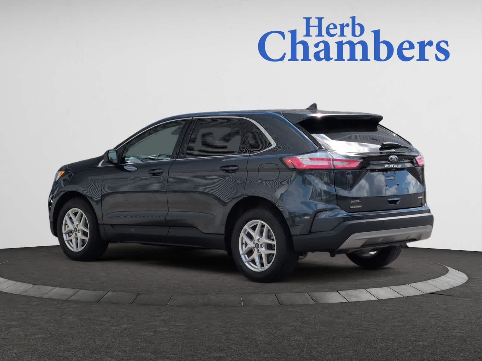 used 2022 Ford Edge car, priced at $27,498