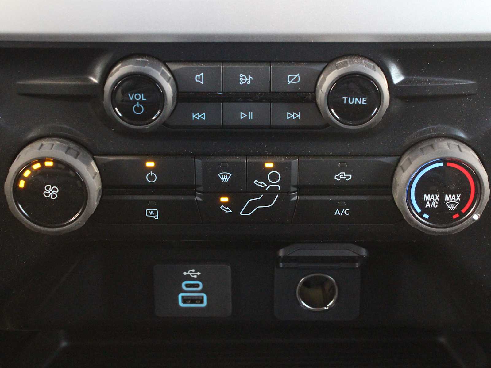 new 2024 Ford Super Duty F-550 DRW car, priced at $89,998