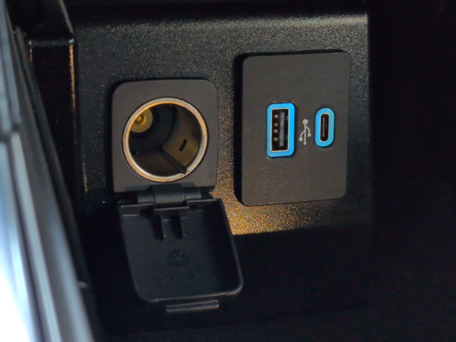 used 2022 Ford Explorer car, priced at $34,297