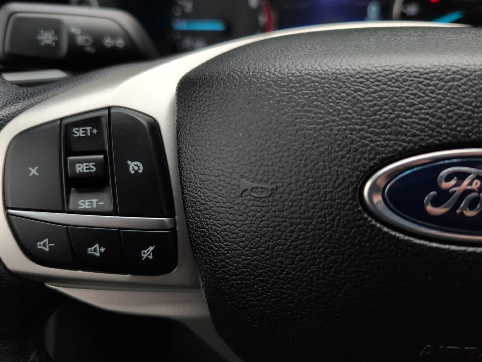 used 2022 Ford Explorer car, priced at $33,297