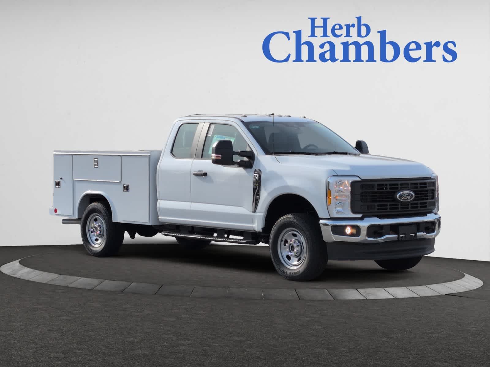 new 2025 Ford Super Duty F-350 SRW car, priced at $72,635