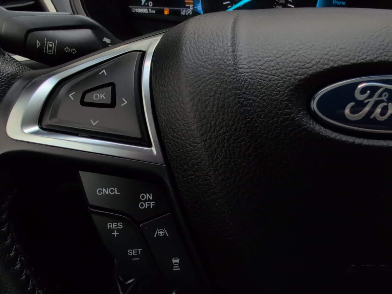 used 2022 Ford Edge car, priced at $27,497