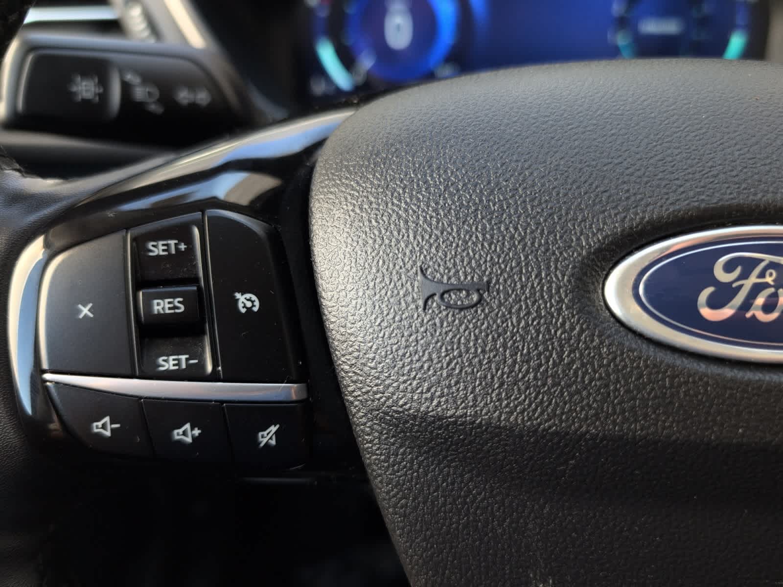 used 2022 Ford Escape car, priced at $25,998
