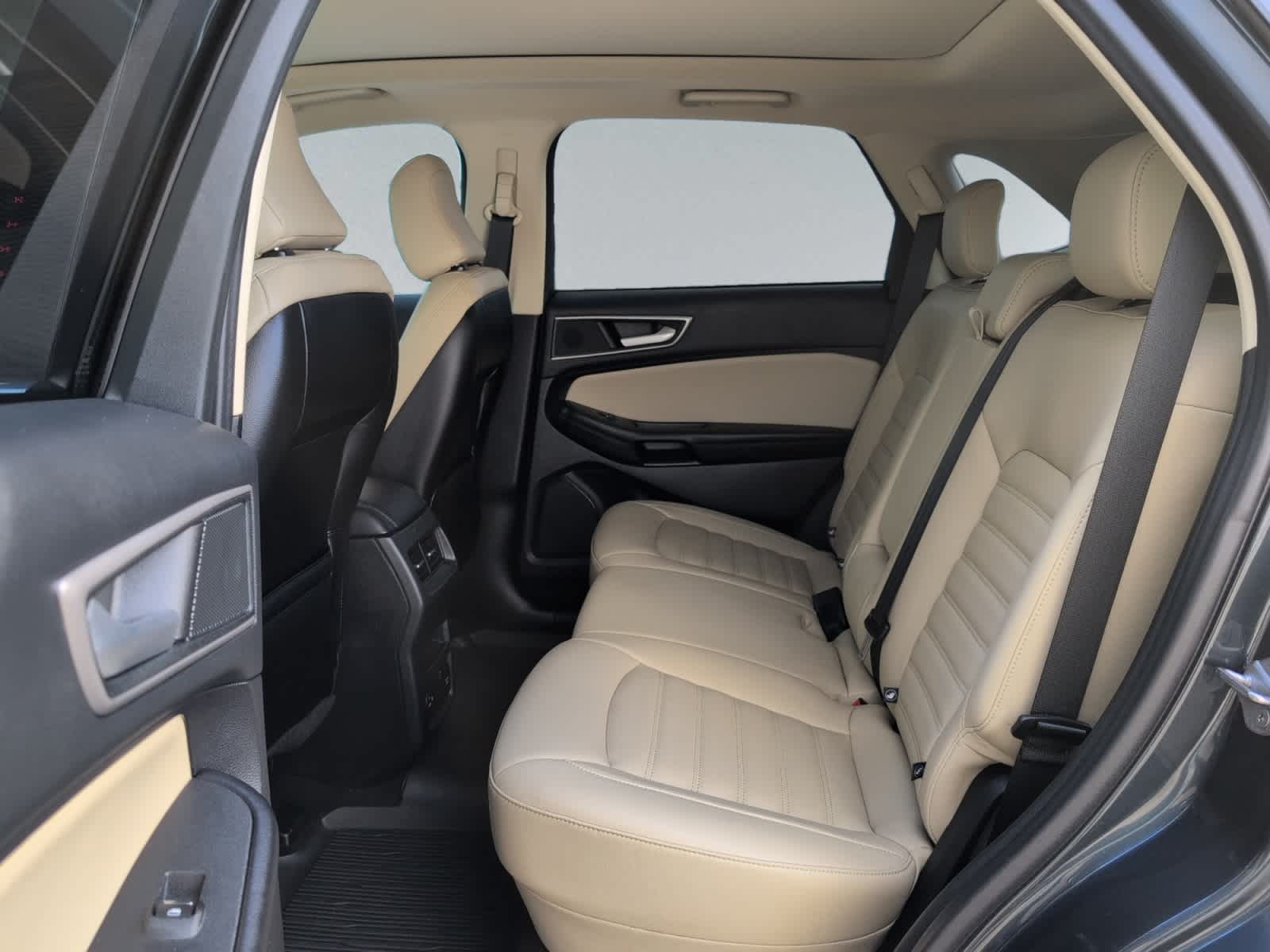 used 2022 Ford Edge car, priced at $26,497