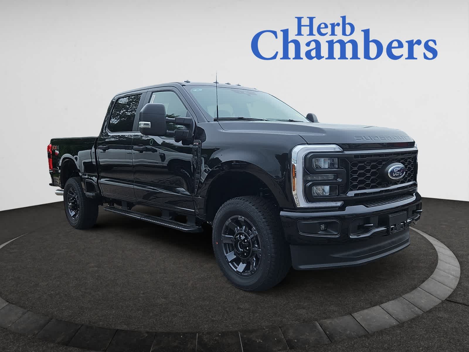 new 2025 Ford Super Duty F-350 SRW car, priced at $61,530