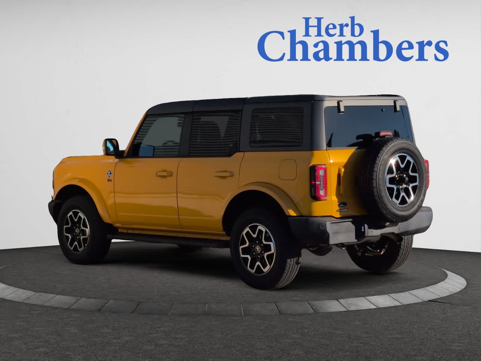 used 2022 Ford Bronco car, priced at $41,297