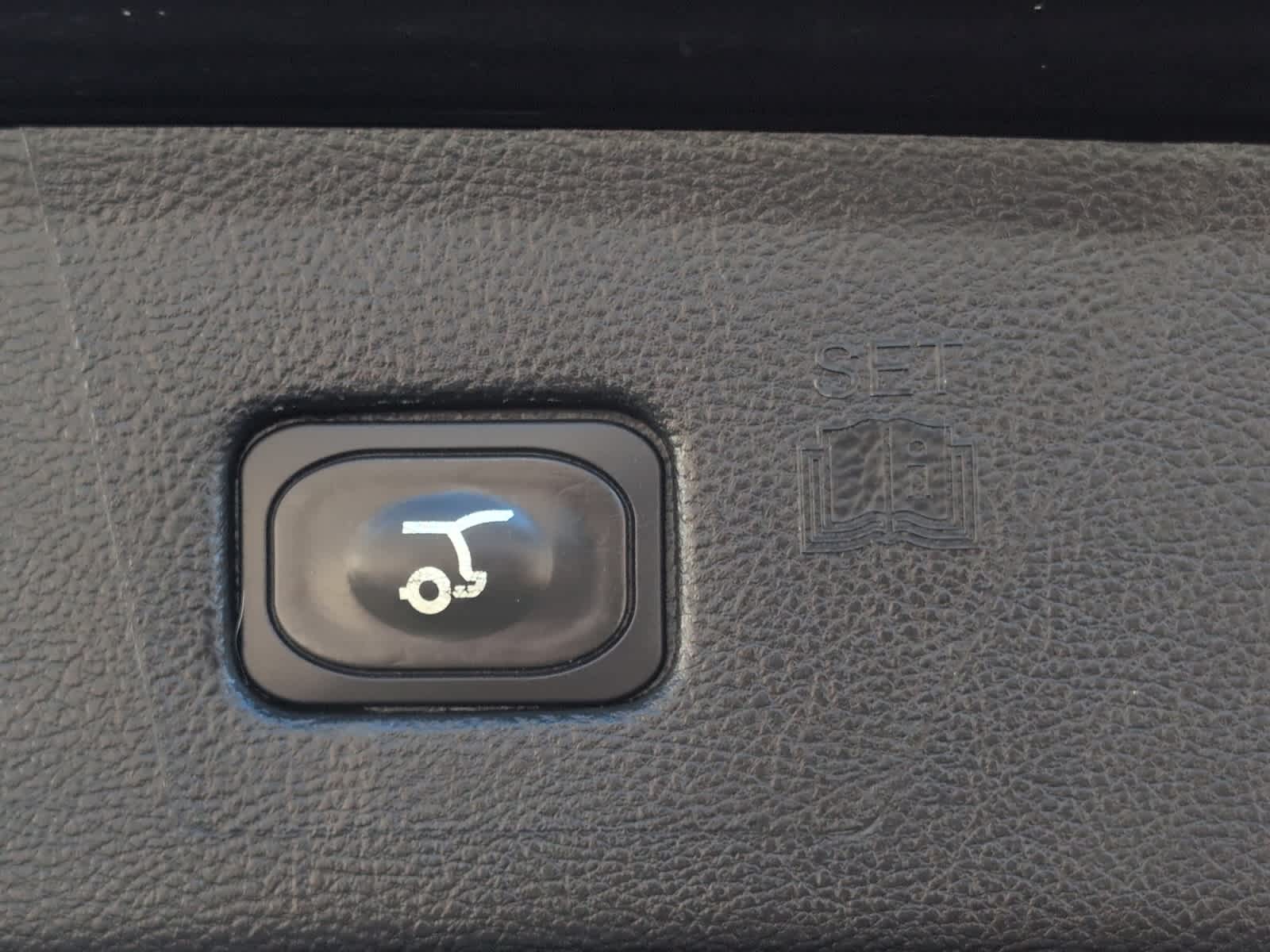 used 2022 Ford Edge car, priced at $26,297