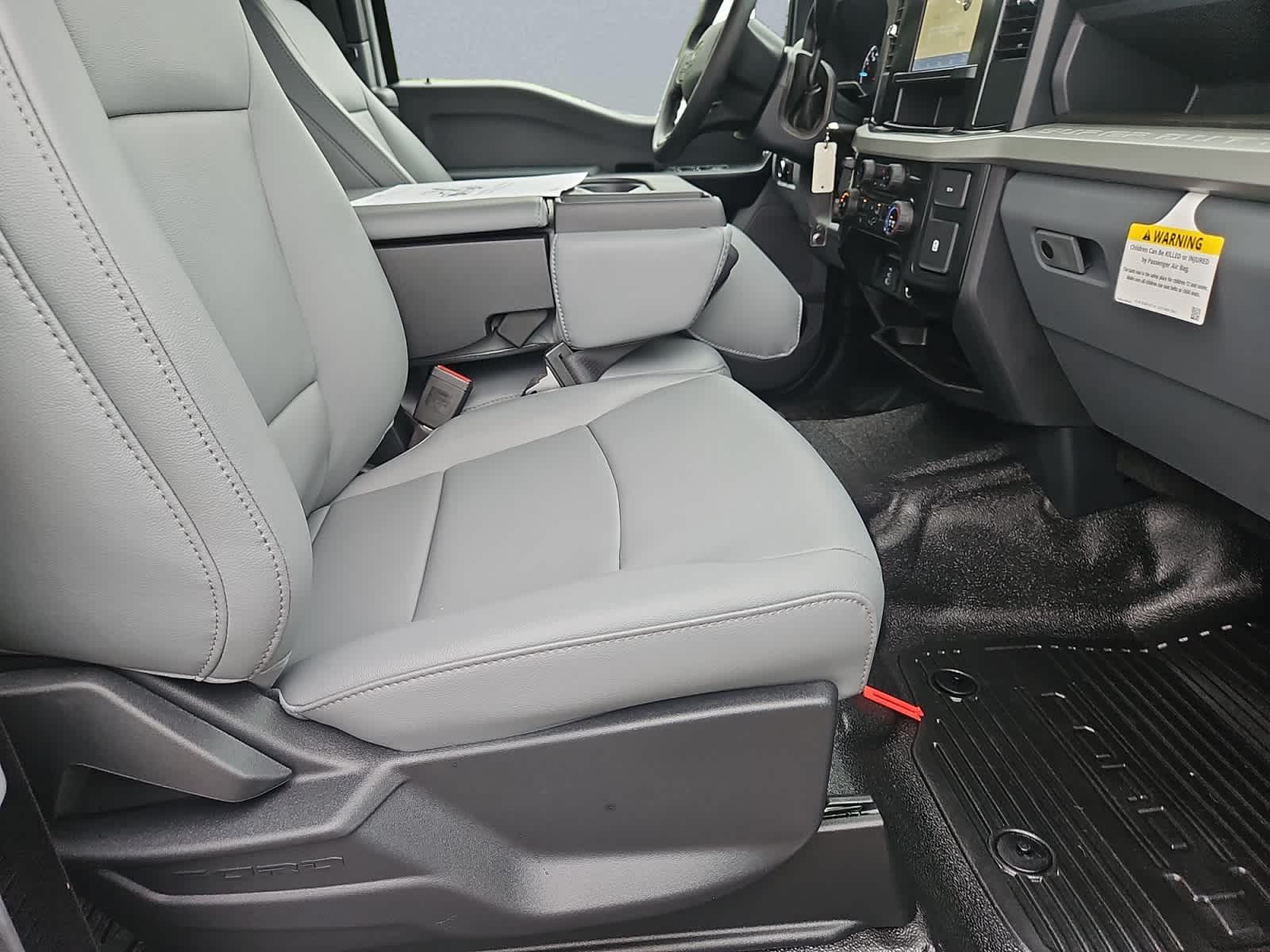 new 2025 Ford Super Duty F-350 SRW car, priced at $54,925