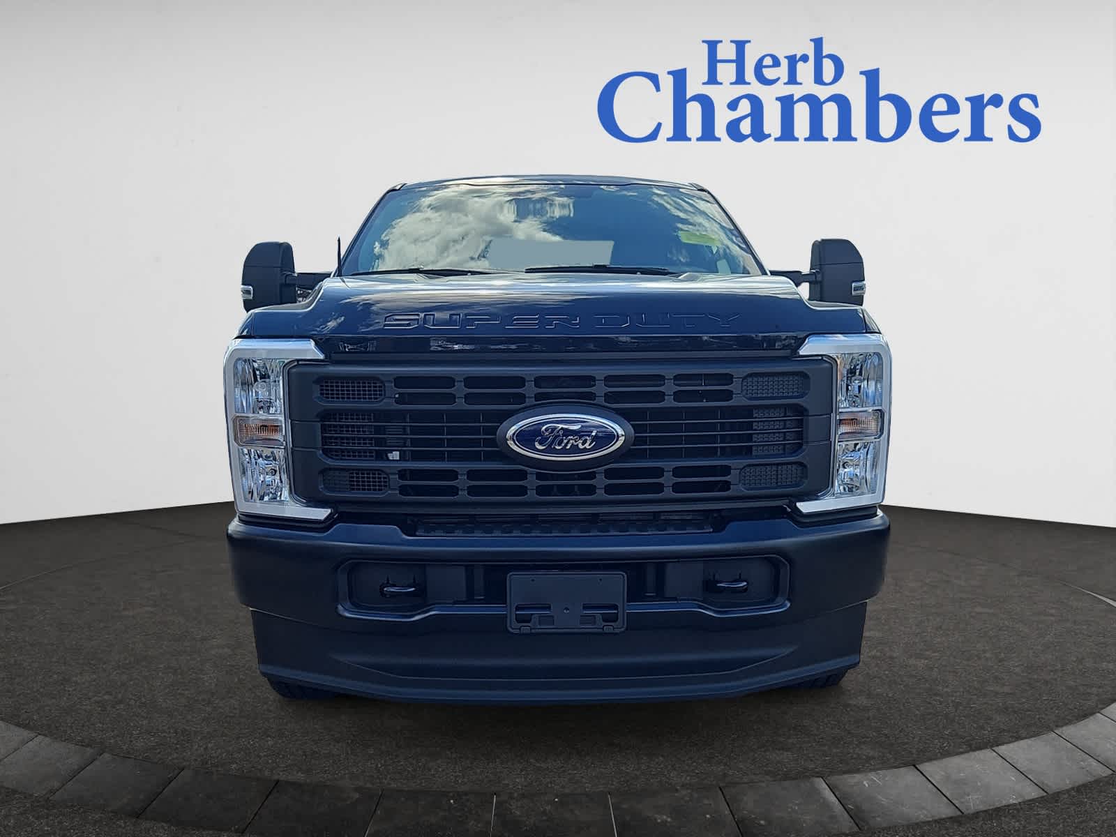 new 2025 Ford Super Duty F-250 SRW car, priced at $62,190