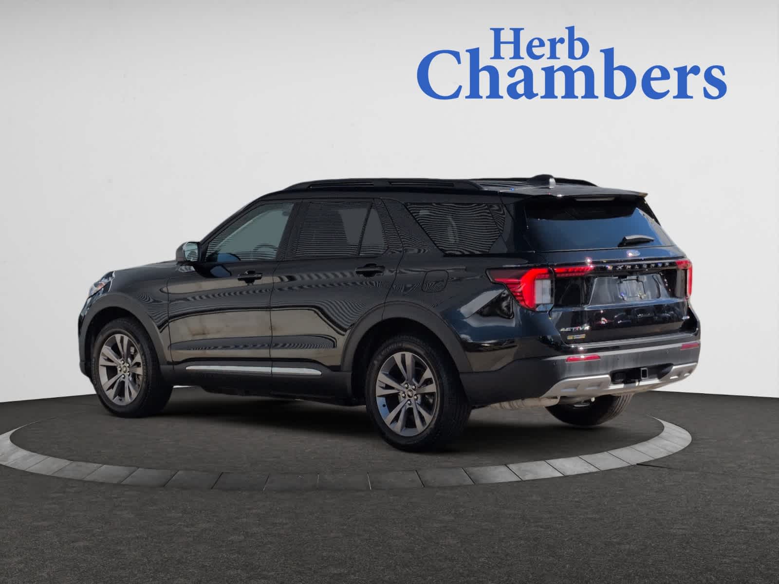 used 2025 Ford Explorer car, priced at $44,497