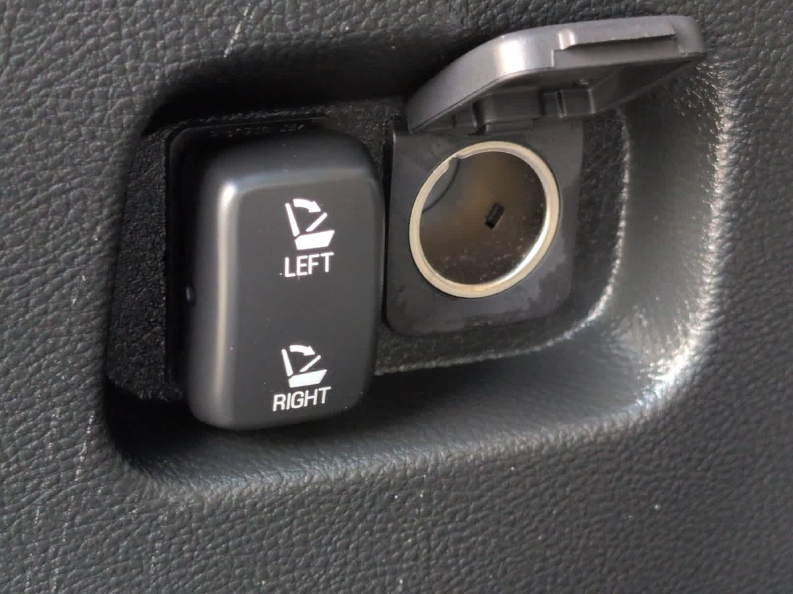 used 2022 Ford Edge car, priced at $26,497