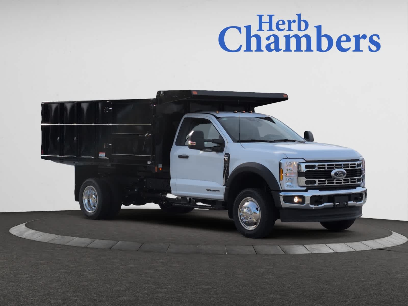 new 2025 Ford Super Duty F-550 DRW car, priced at $96,495