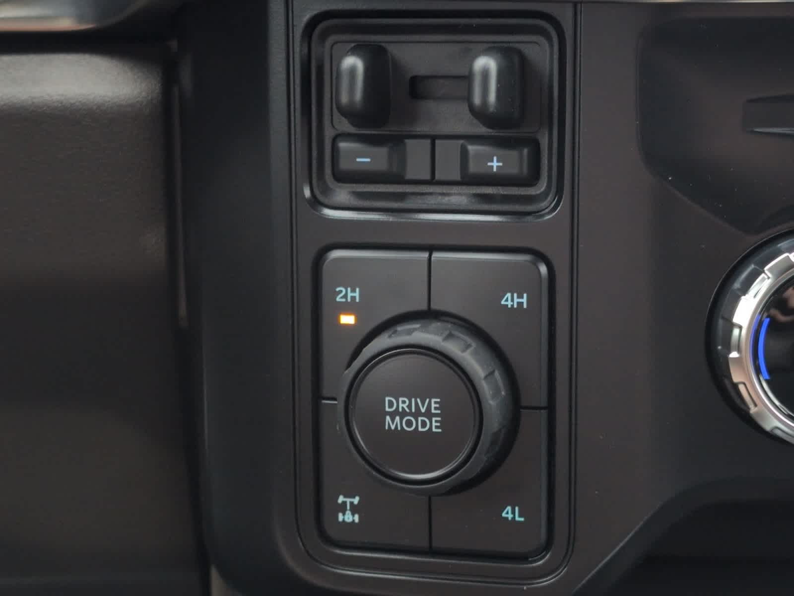 new 2026 Ford Super Duty F-350 SRW car, priced at $101,995