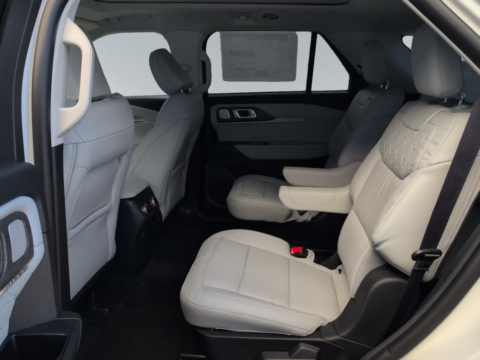 new 2025 Ford Explorer car, priced at $62,795