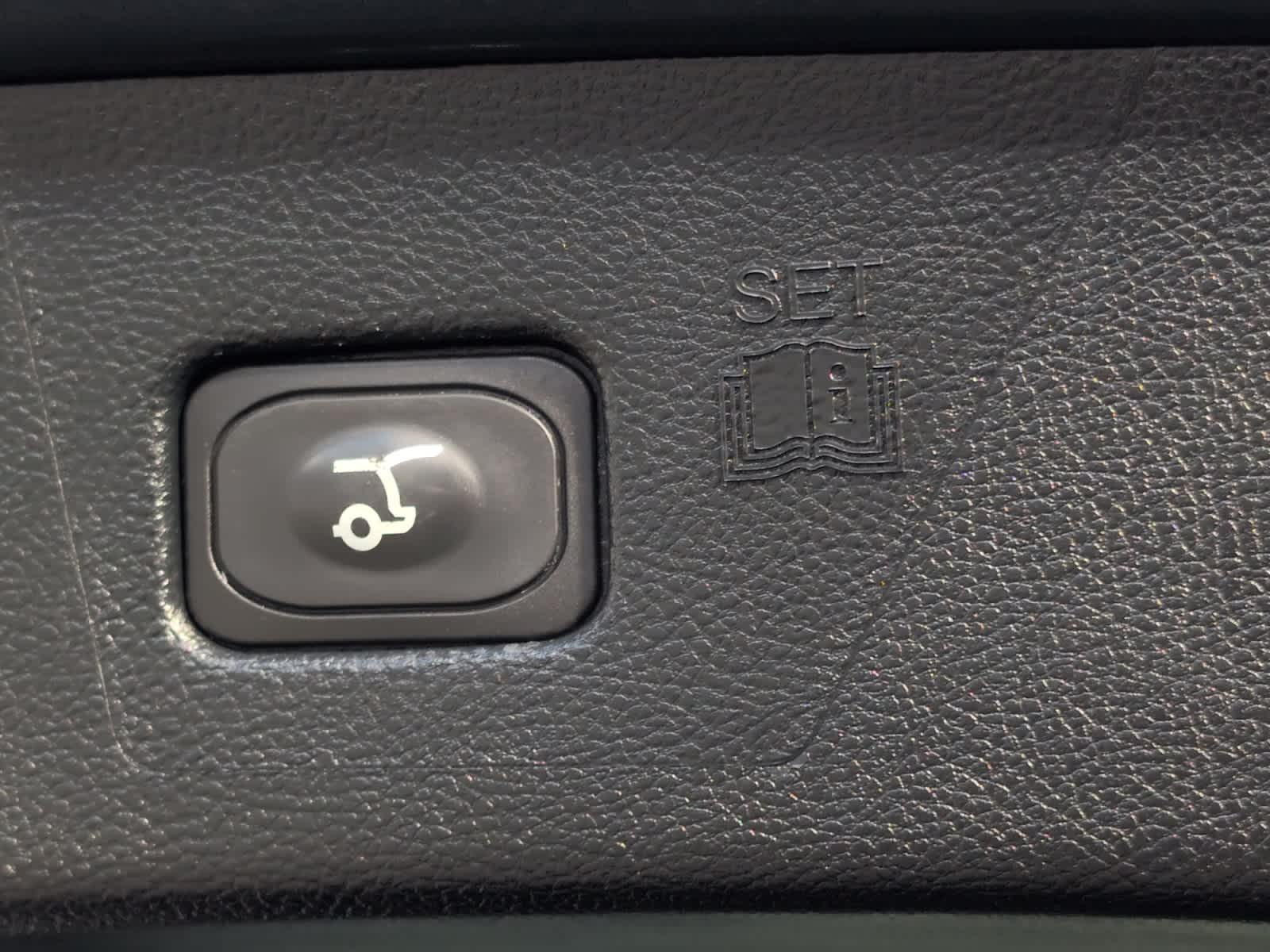 used 2022 Ford Edge car, priced at $26,497