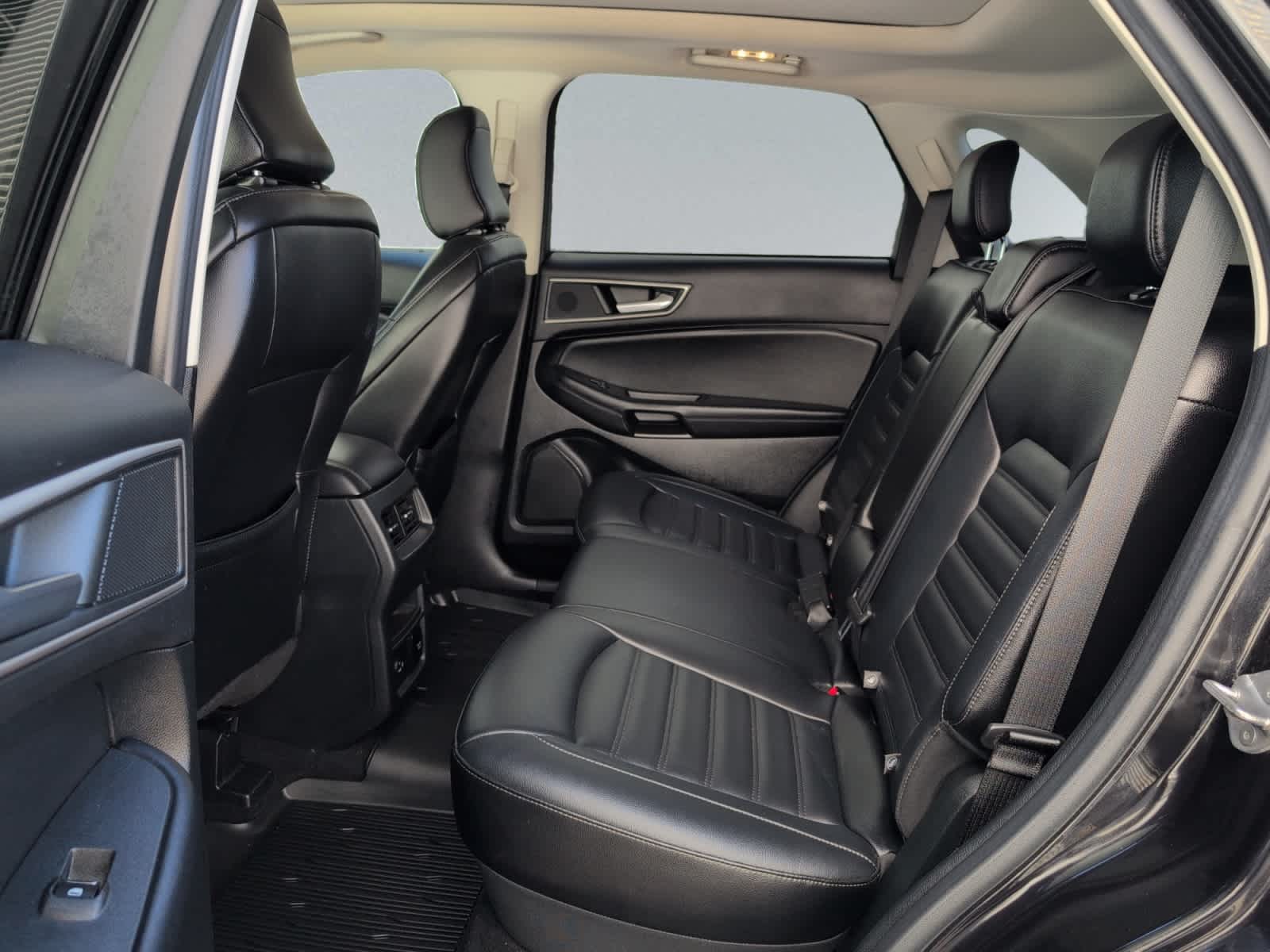 used 2022 Ford Edge car, priced at $26,297