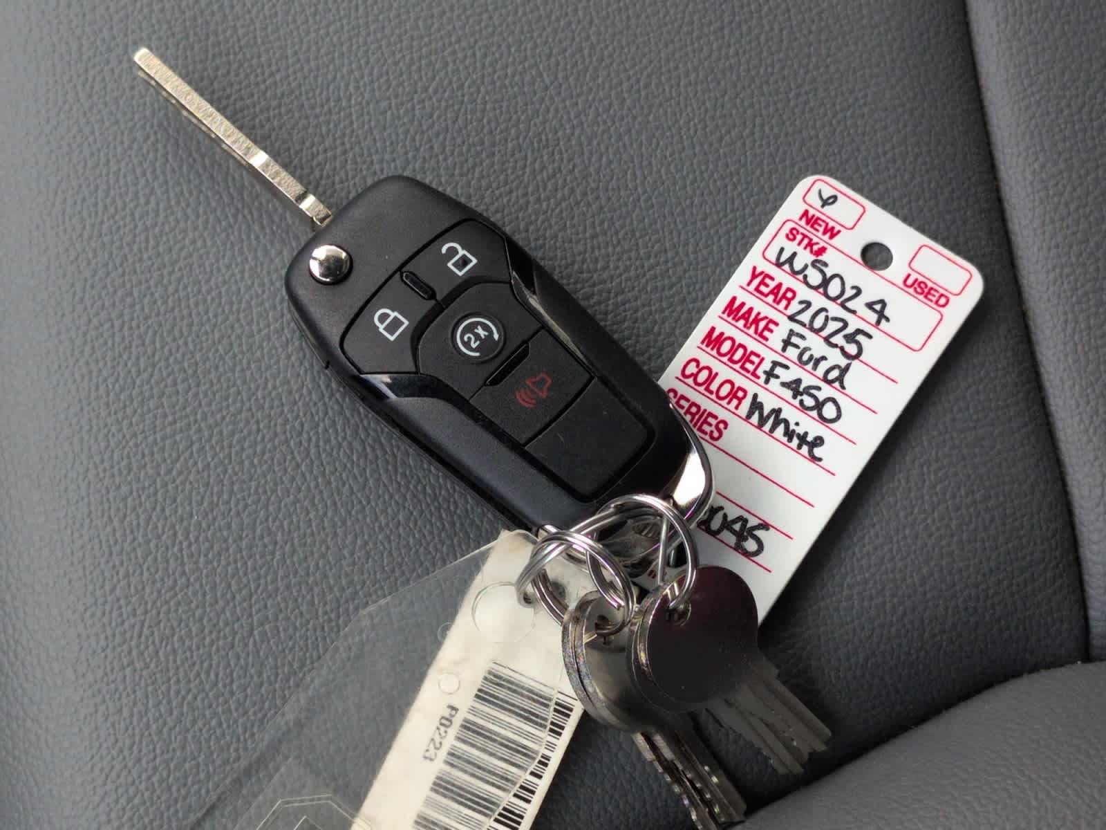 new 2025 Ford Super Duty F-450 DRW car, priced at $84,275