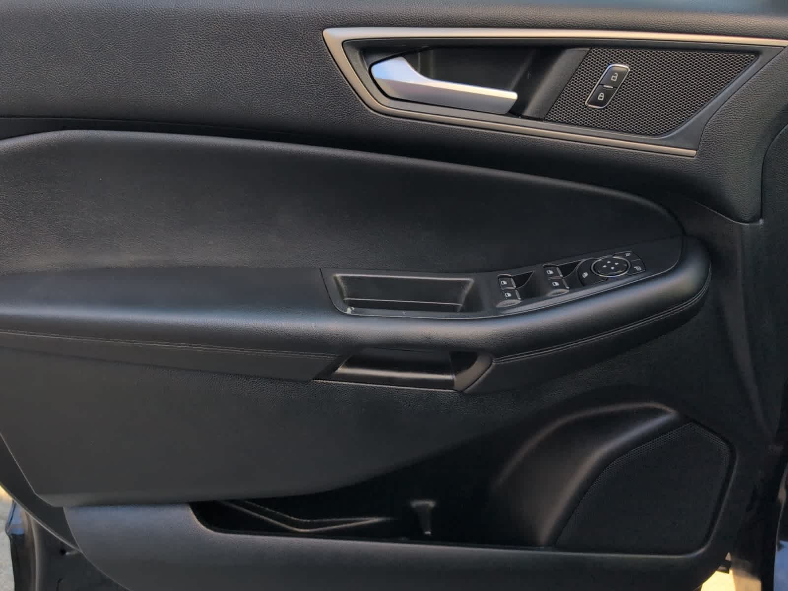 used 2022 Ford Edge car, priced at $26,297