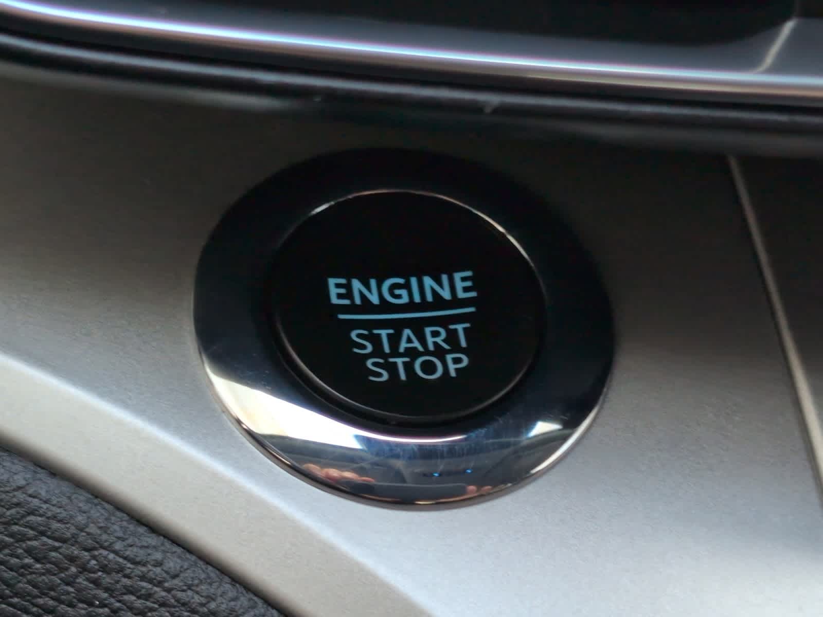 used 2022 Ford Explorer car, priced at $34,297