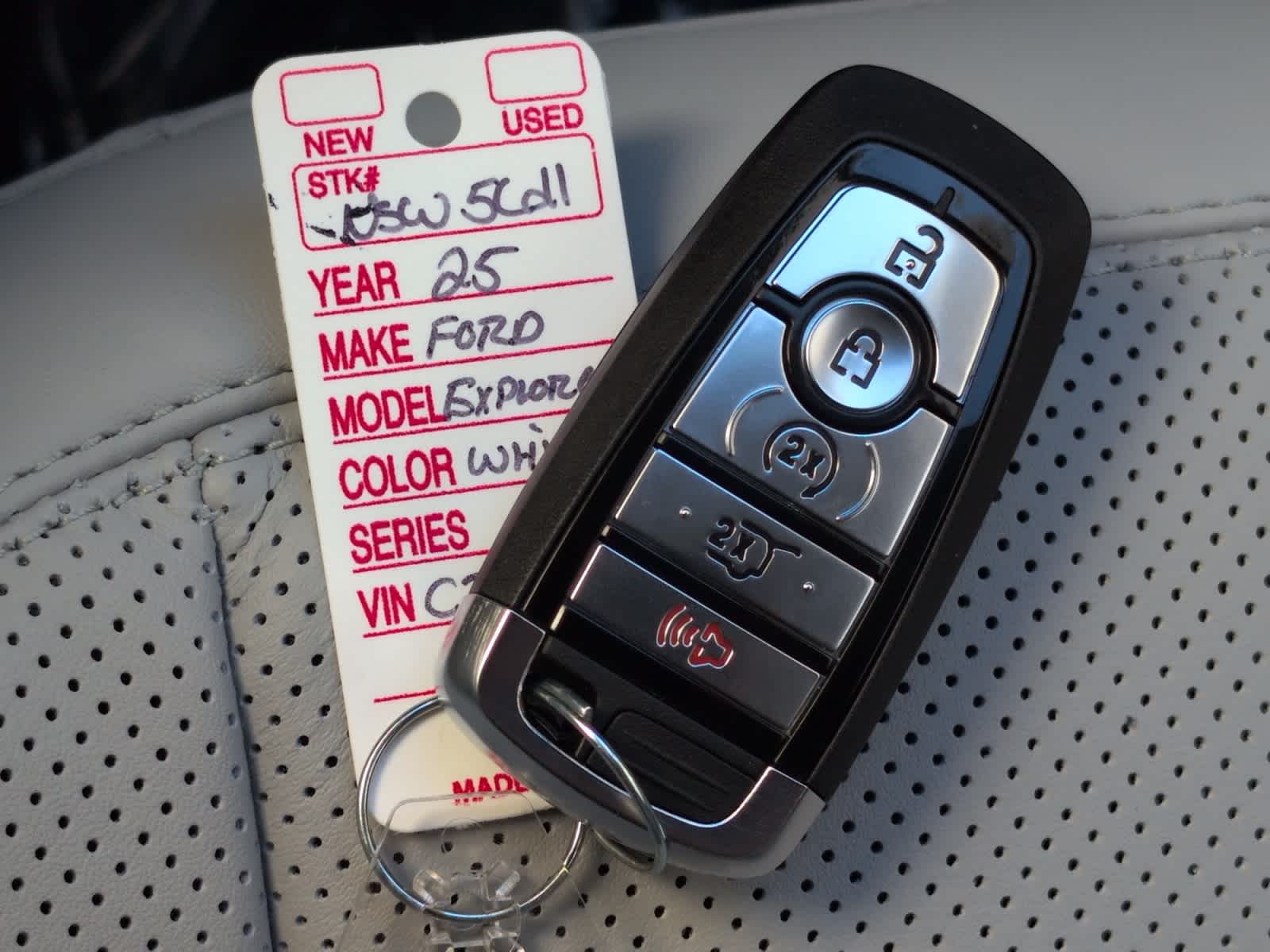 new 2025 Ford Explorer car, priced at $62,795