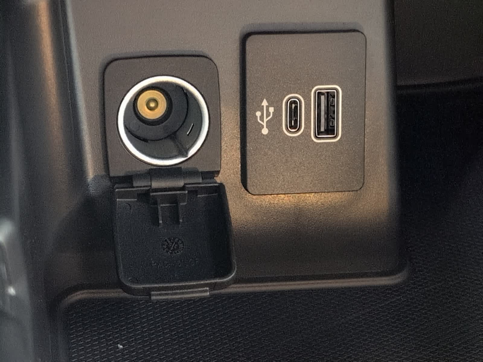 new 2025 Ford Explorer car, priced at $62,795